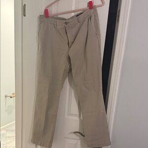 Vineyard Vines Men's Khaki Chinos 36x32